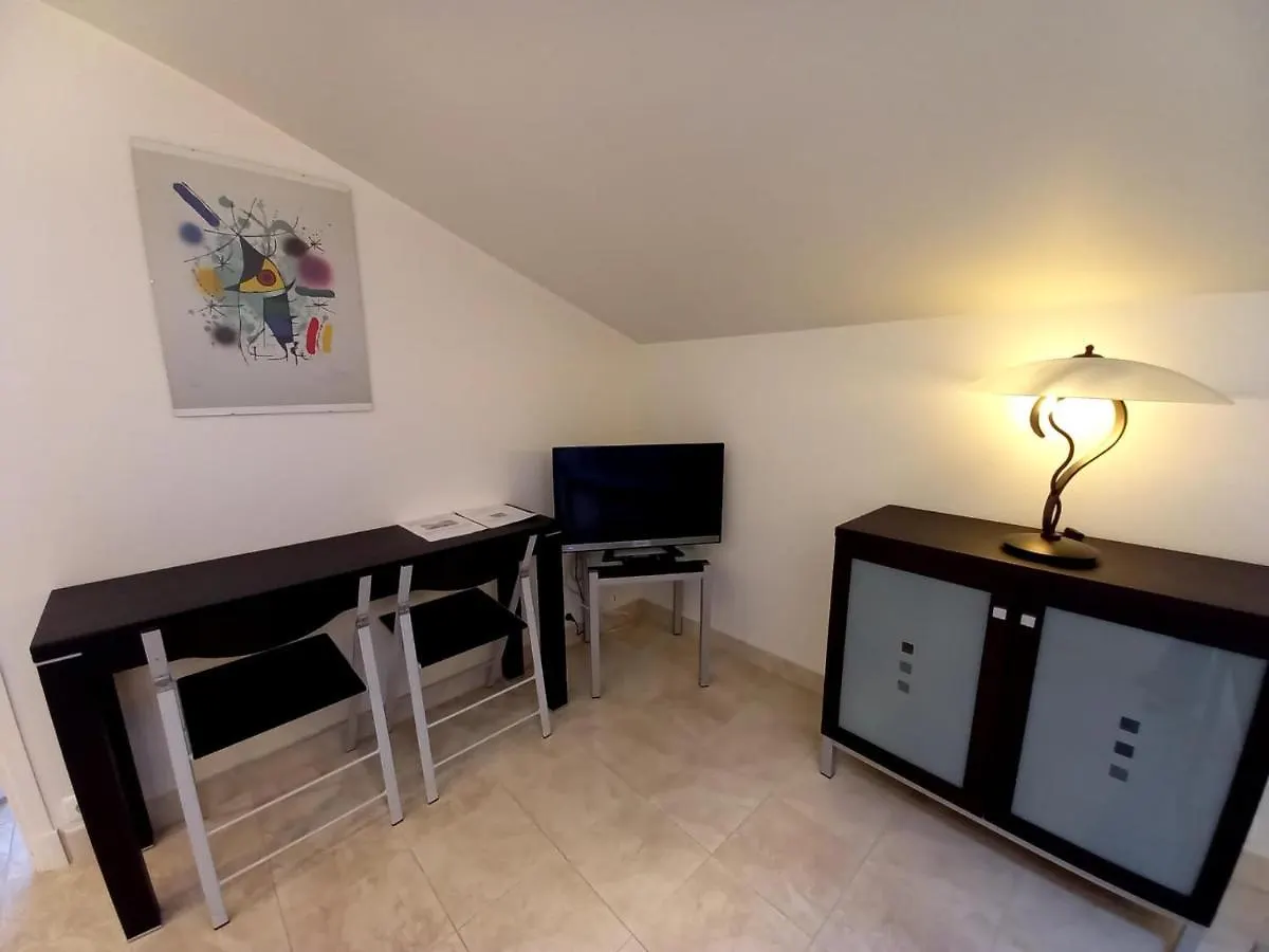 La Fontaine Apartment Cannes