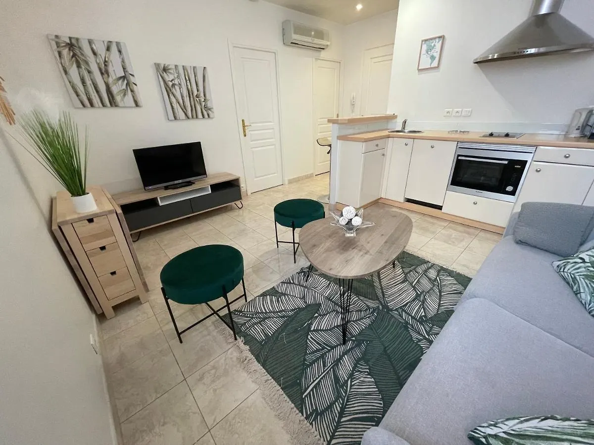 La Fontaine Apartment Cannes 0*,  France